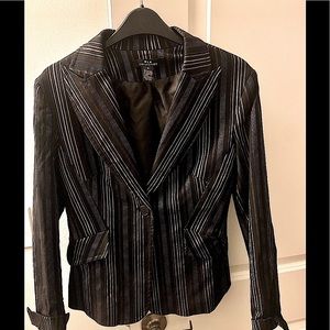 Urban Outfitters white striped fitted black blazer, size 4